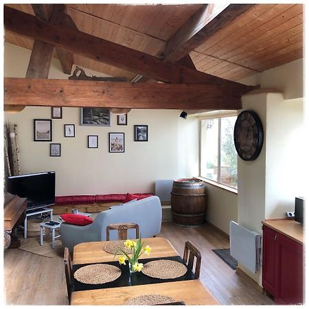 - Le Patio - Calme, Chaleureux, Unique Apartamento Besançon Exterior foto